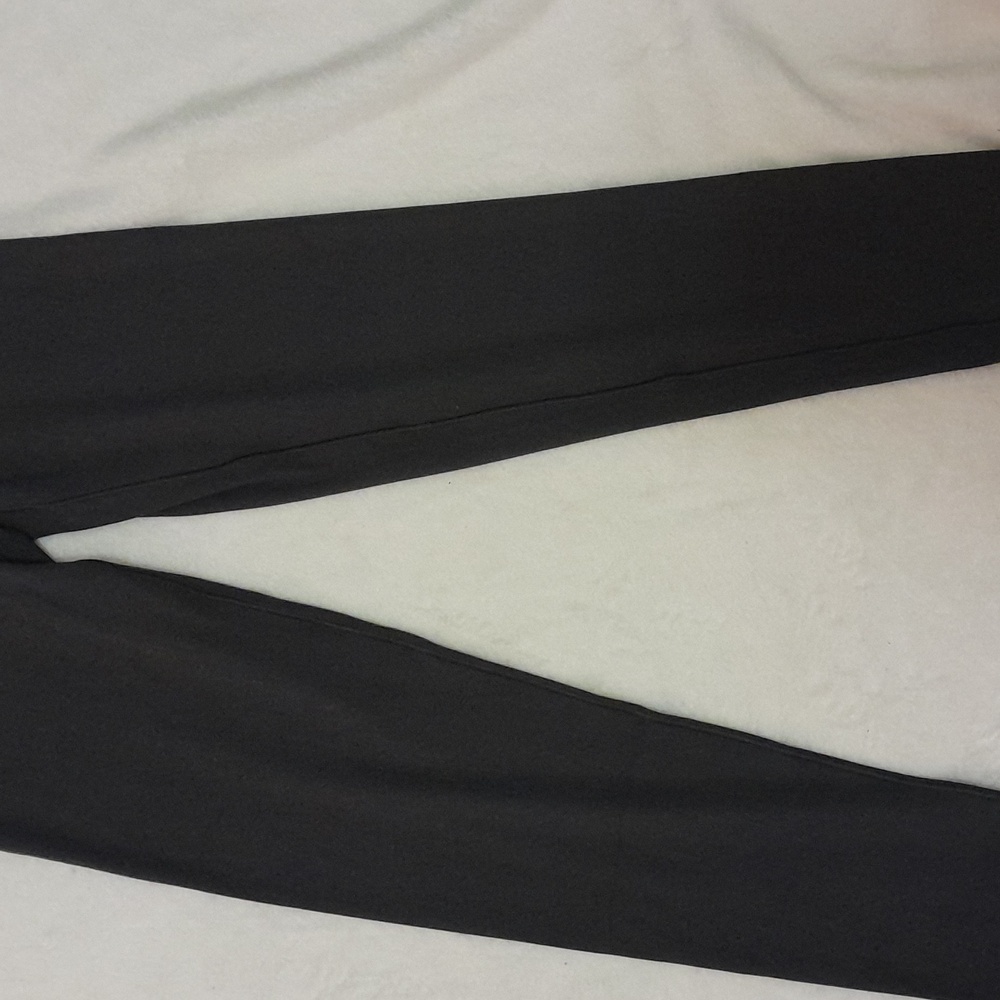 Women's leggi.